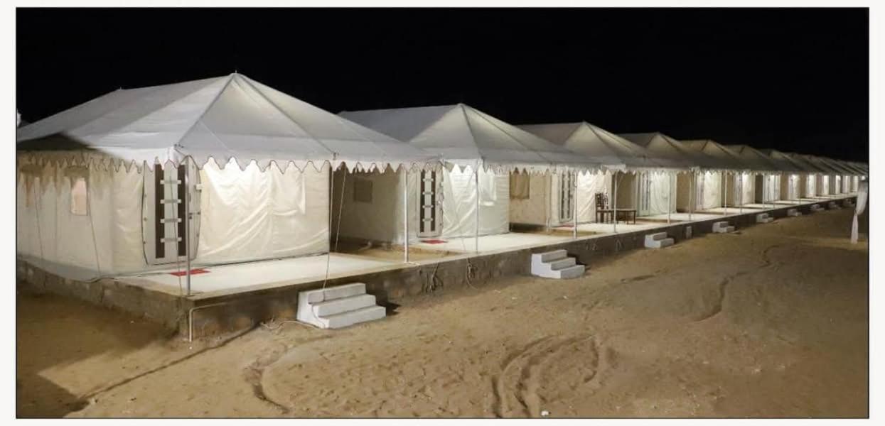 Om Luxury Resort ไจซัลเมอร์ ภายนอก รูปภาพ